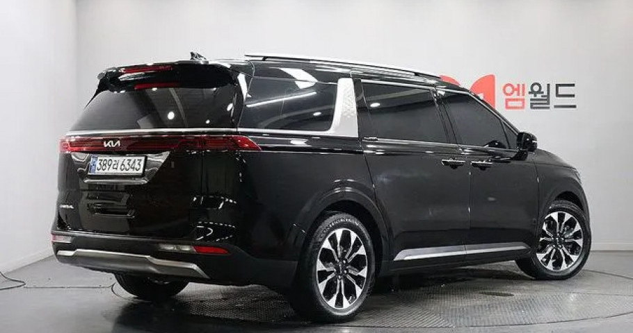 Kia Carnival 