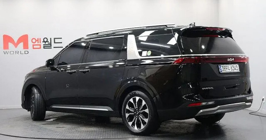 Kia Carnival 