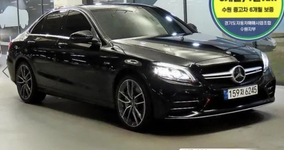 Mercedes-Benz C-Class 