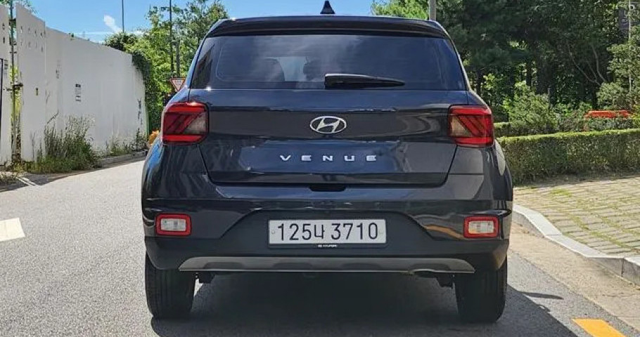 Hyundai Venue 