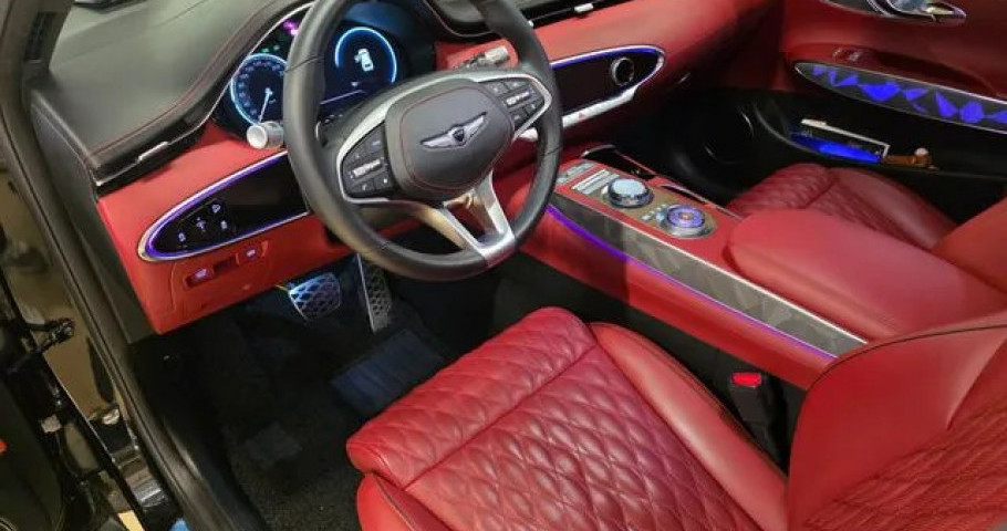 Genesis Gv70 