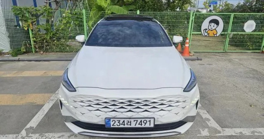 Kia K8 