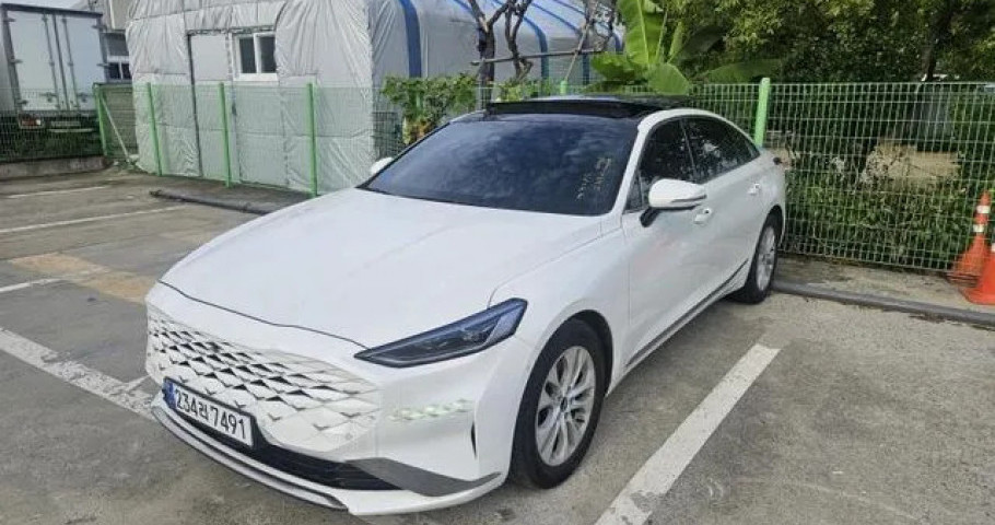 Kia K8 