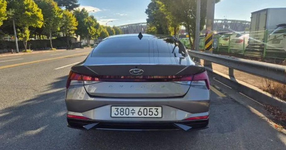 Hyundai Avante (Elantra) 