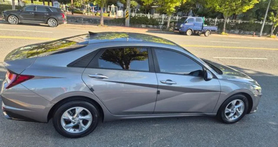 Hyundai Avante (Elantra) 