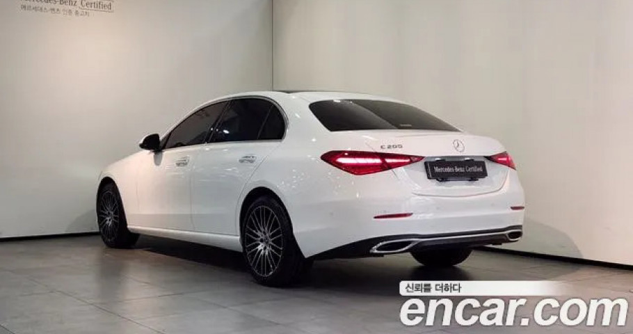 Mercedes-Benz C-Class 