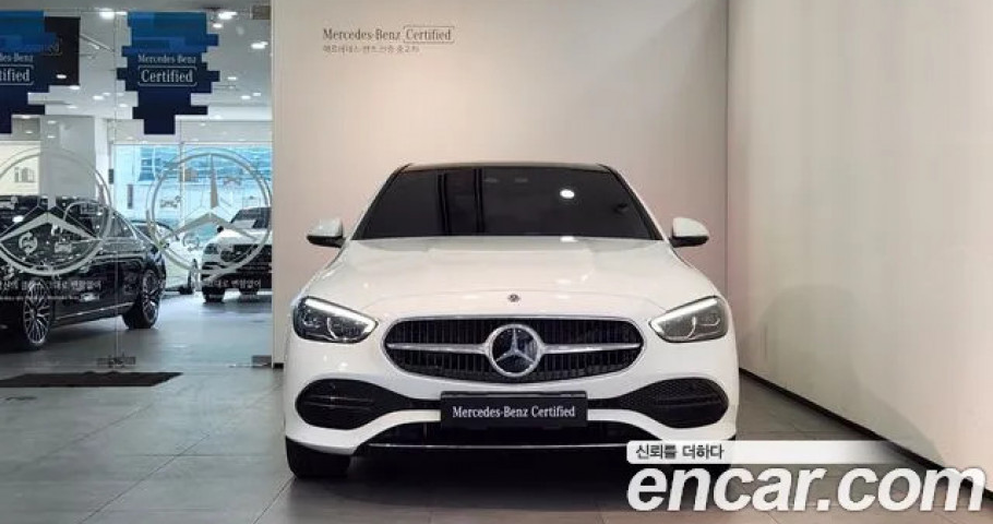 Mercedes-Benz C-Class 