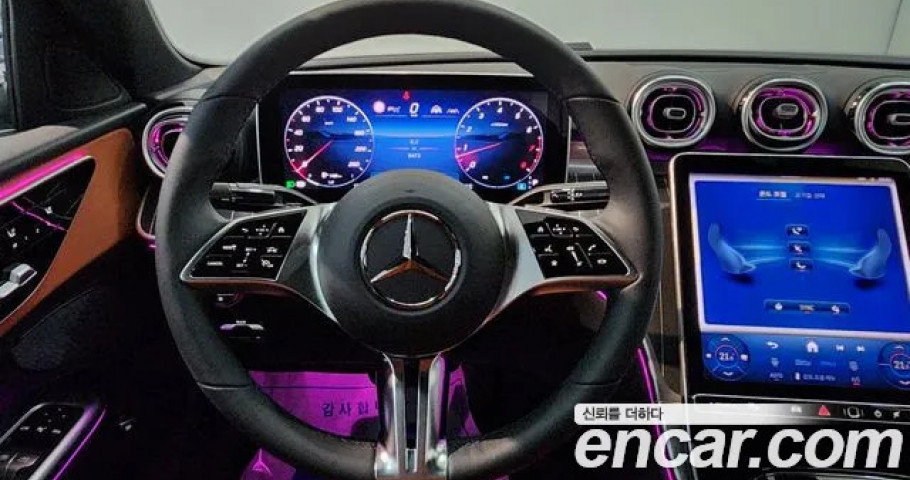 Mercedes-Benz C-Class 