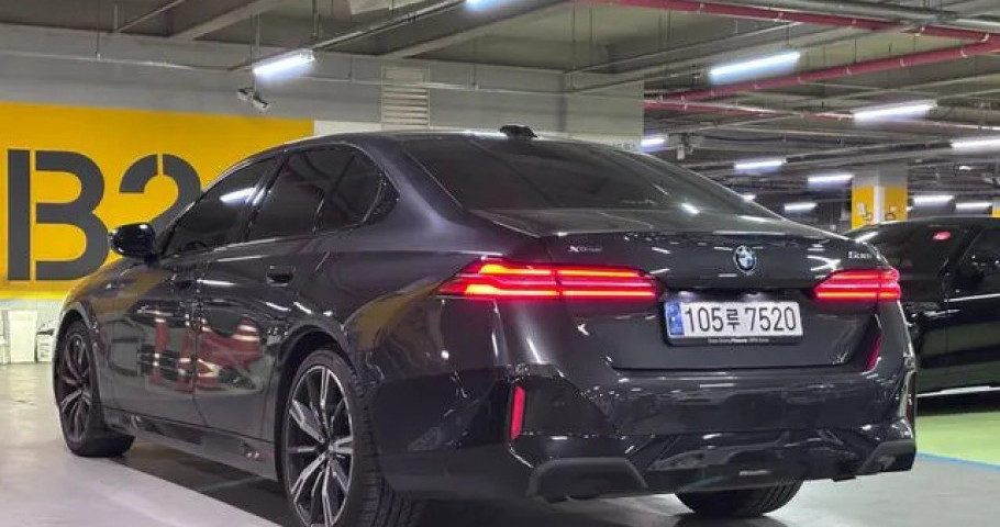 Bmw 5-Series 