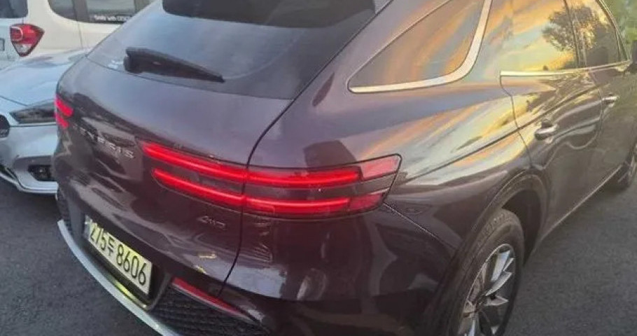 Genesis Gv70 
