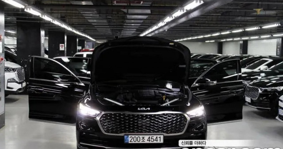 Kia K9 