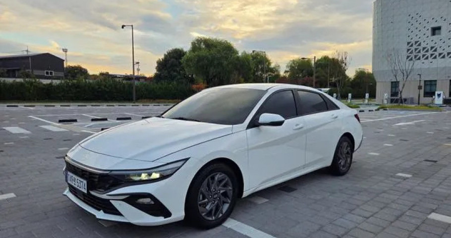 Hyundai Avante (Elantra) 