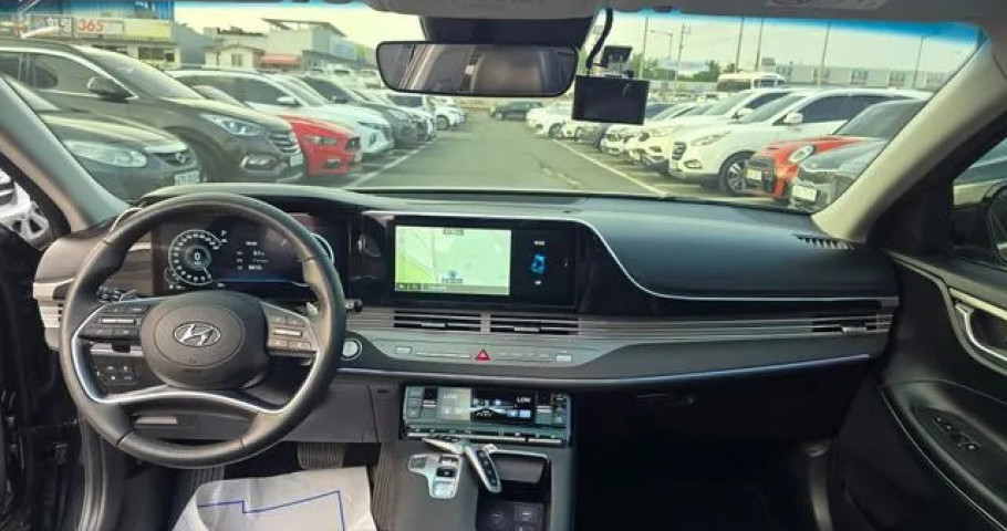 Hyundai Grandeur 