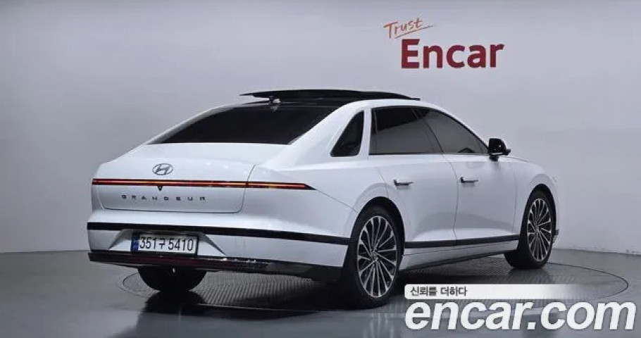 Hyundai Grandeur 