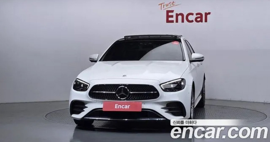 Mercedes-Benz E-Class 