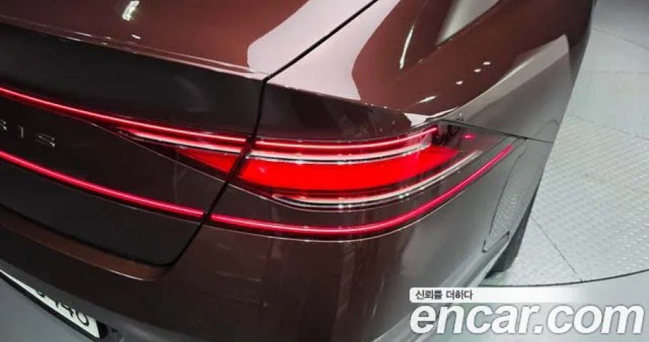 Genesis G90 