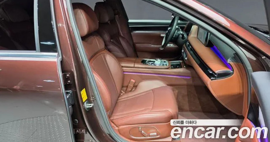 Genesis G90 
