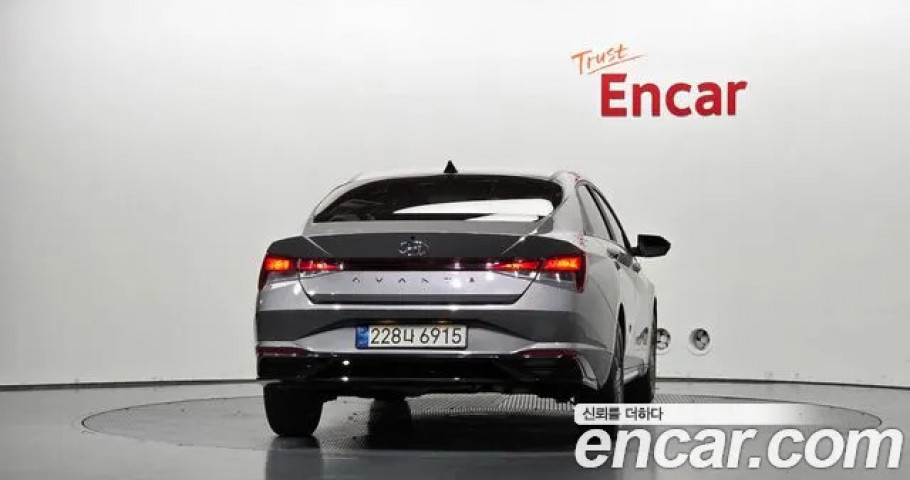 Hyundai Avante (Elantra) 