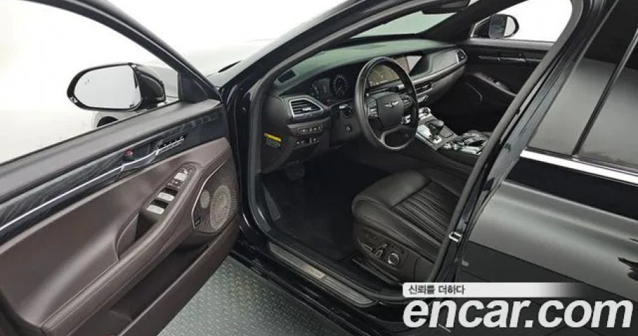 Genesis G90 