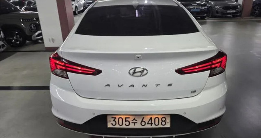 Hyundai Avante (Elantra) 