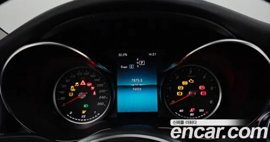 Mercedes-Benz C-Class 