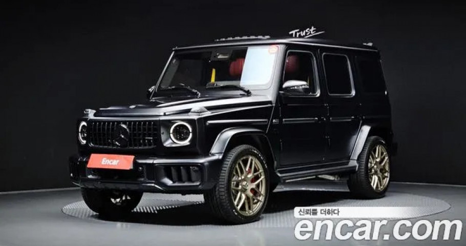 Mercedes-Benz G-Class 