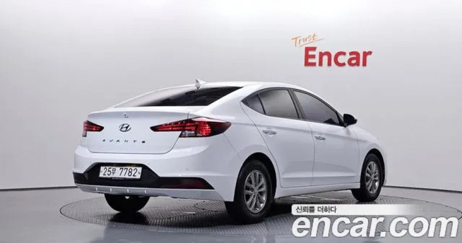 Hyundai Avante (Elantra) 