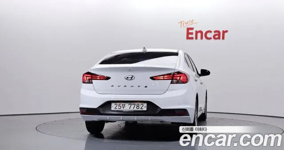 Hyundai Avante (Elantra) 
