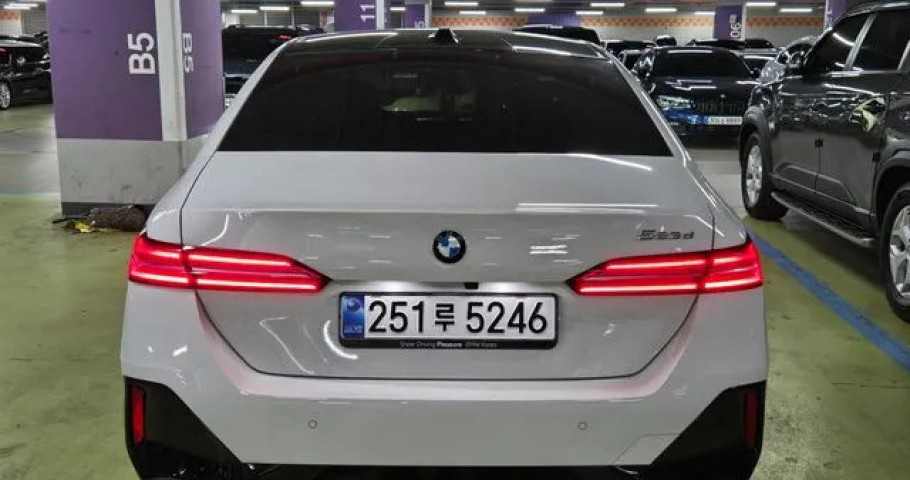 Bmw 5-Series 