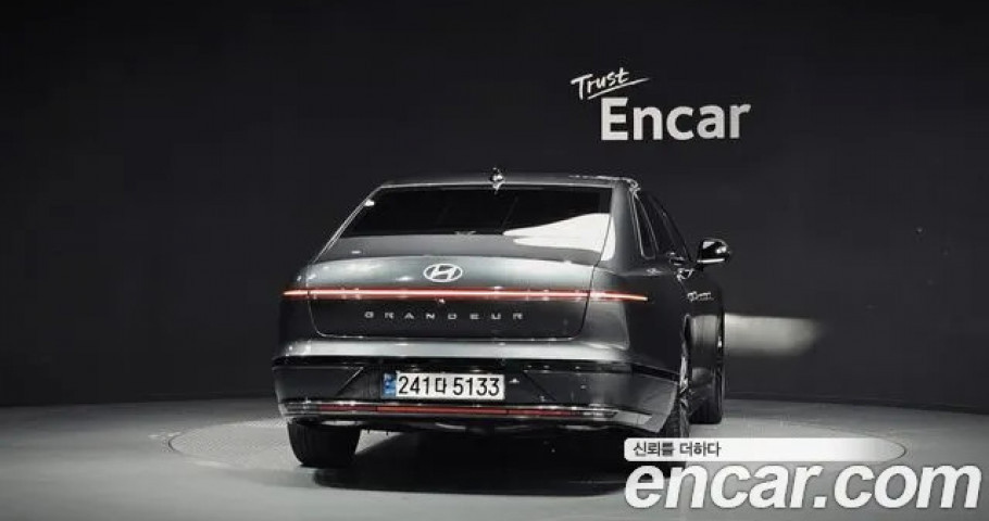 Hyundai Grandeur 