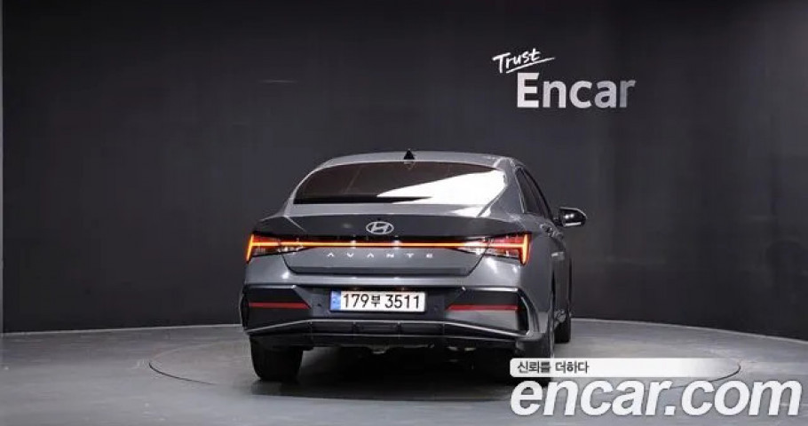 Hyundai Avante (Elantra) 