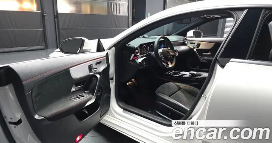 Mercedes-Benz Cla-Class 