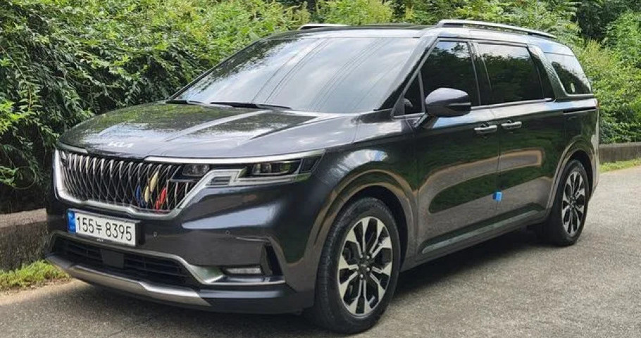 Kia Carnival 