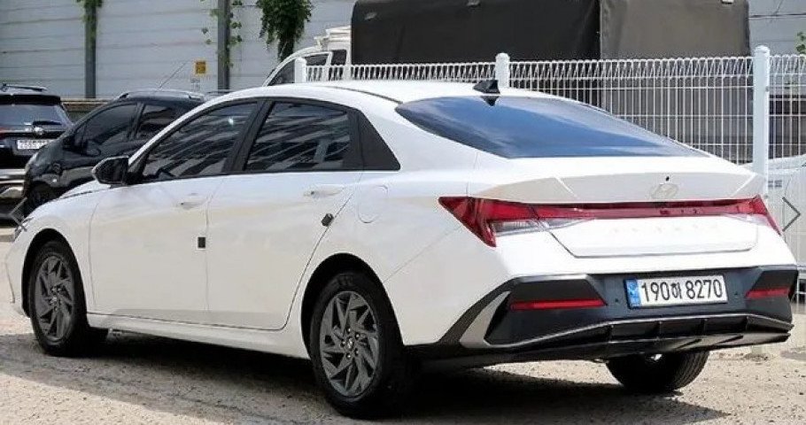 Hyundai Avante (Elantra) 