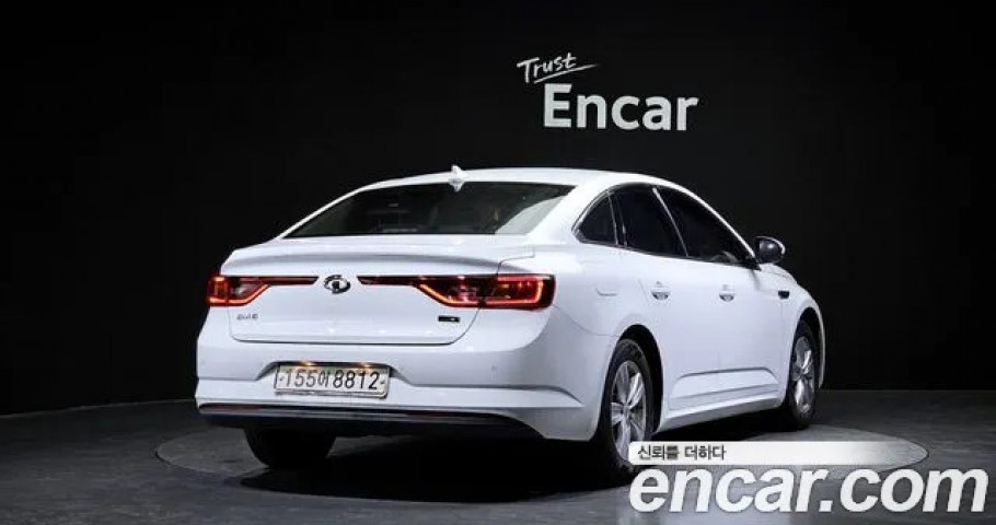 Renault-KoreaSamsung SM6 