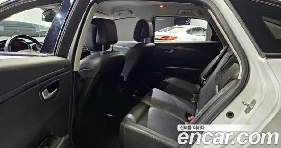 Renault-KoreaSamsung SM6 