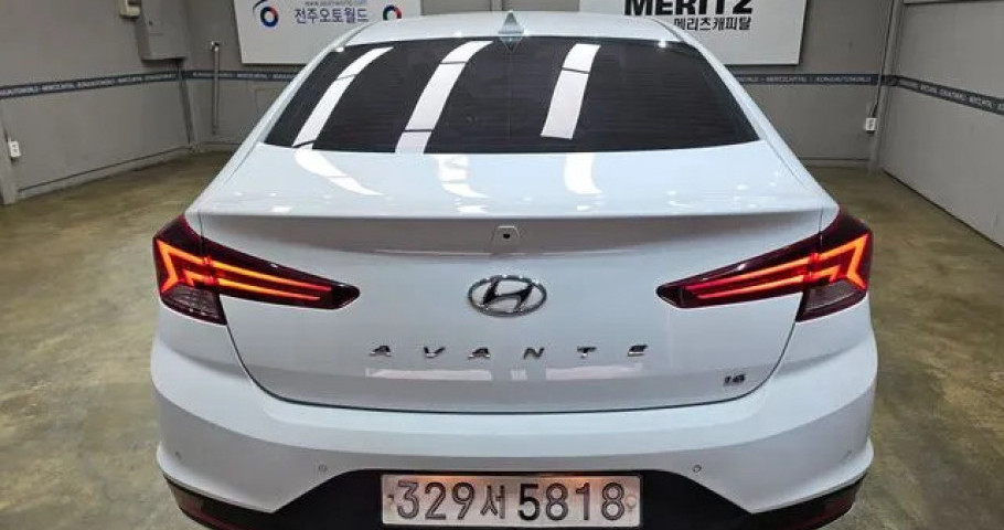 Hyundai Avante 