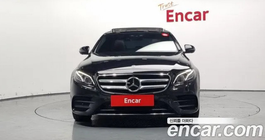 Mercedes-Benz E-Class 