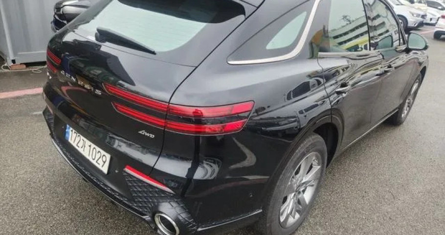 Genesis Gv70 