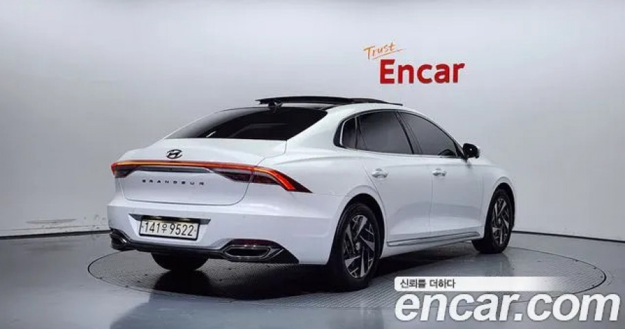 Hyundai Grandeur 