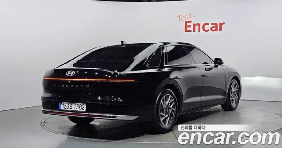 Hyundai Grandeur 
