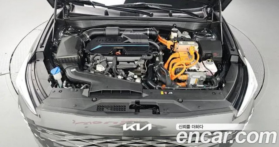 Kia K8 