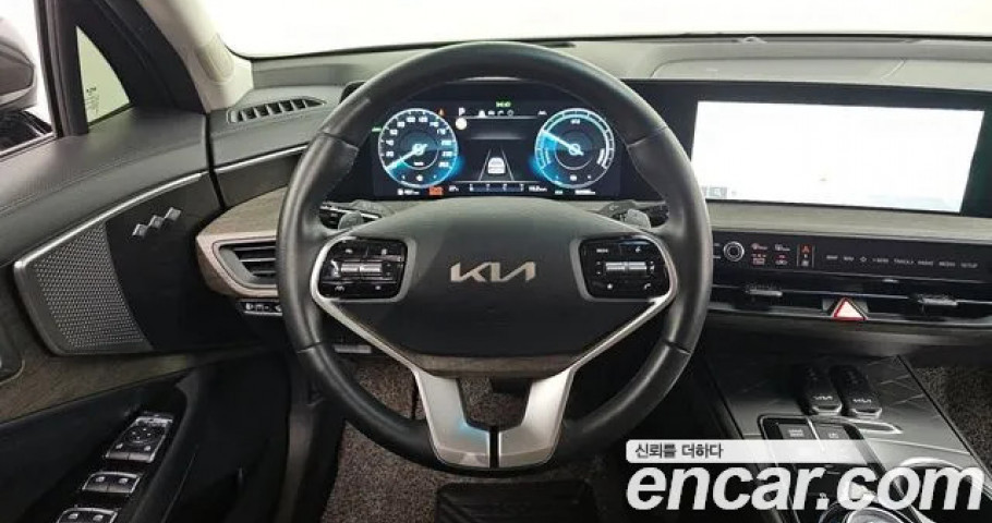 Kia K8 