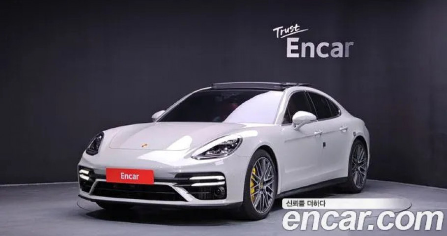 Porsche Panamera 
