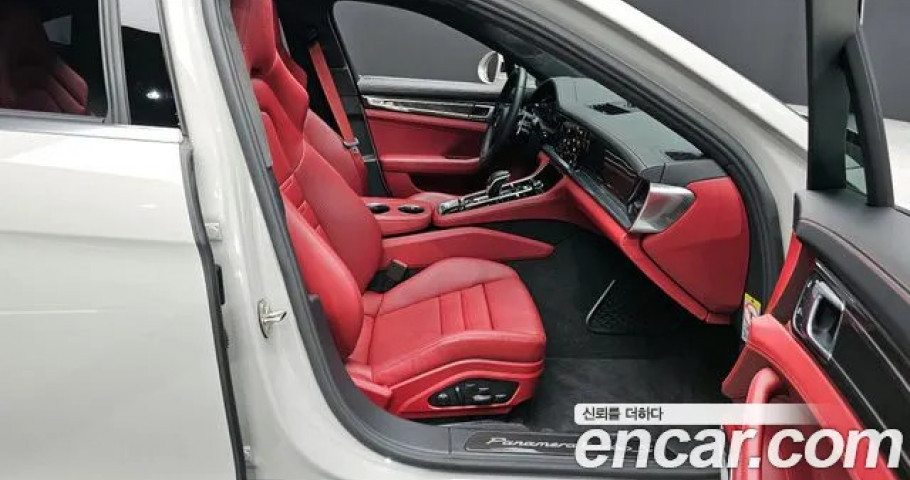 Porsche Panamera 