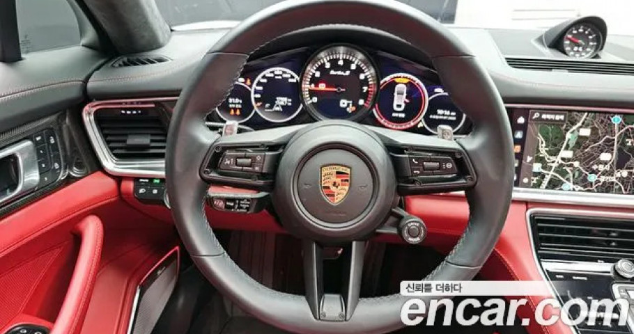 Porsche Panamera 