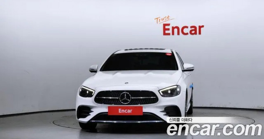 Mercedes-Benz E-Class 