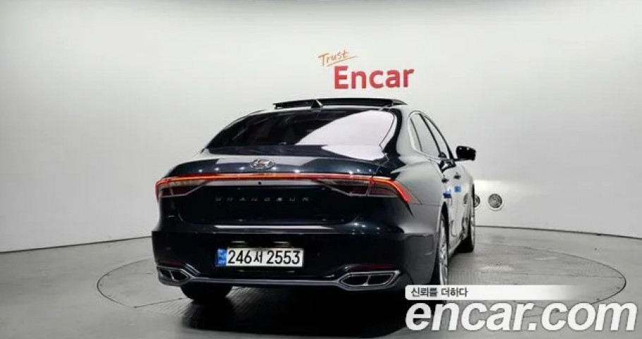 Hyundai Grandeur 
