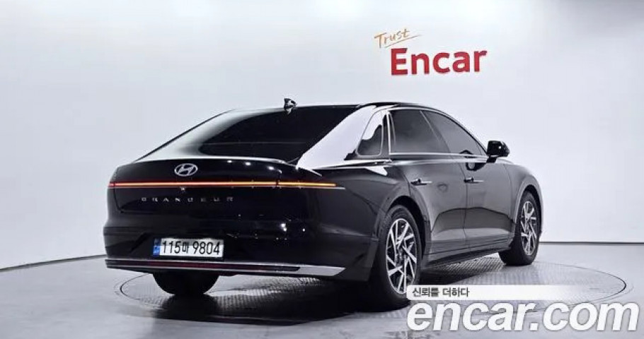 Hyundai Grandeur 