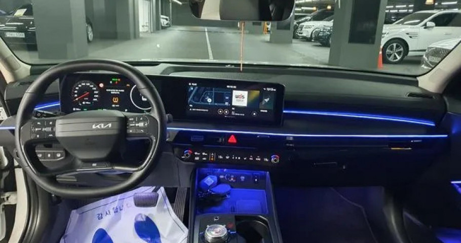 Kia K8 